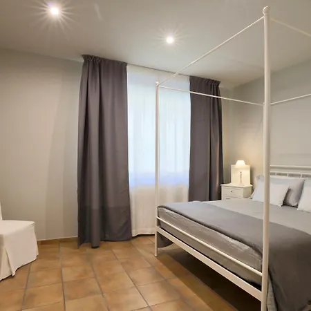 Le Sette Vie Homes