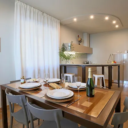 Le Sette Vie Homes Monforte dʼAlba