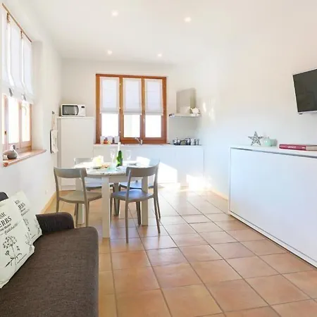 Le Sette Vie Homes Монфорте-д'Альба