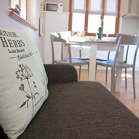 Le Sette Vie Homes Monforte dʼAlba