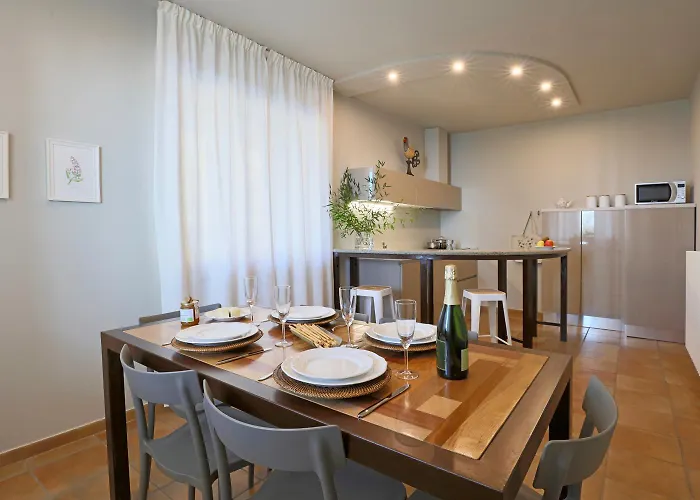 Le Sette Vie Homes Monforte dʼAlba