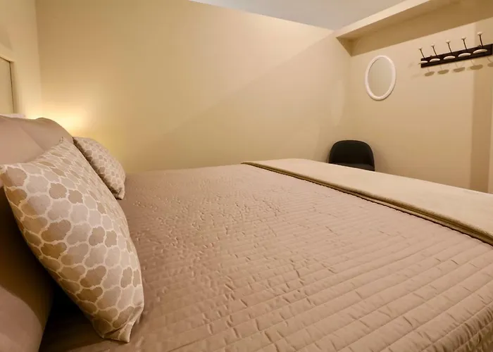 Le Sette Vie Homes 4* Monforte dʼAlba