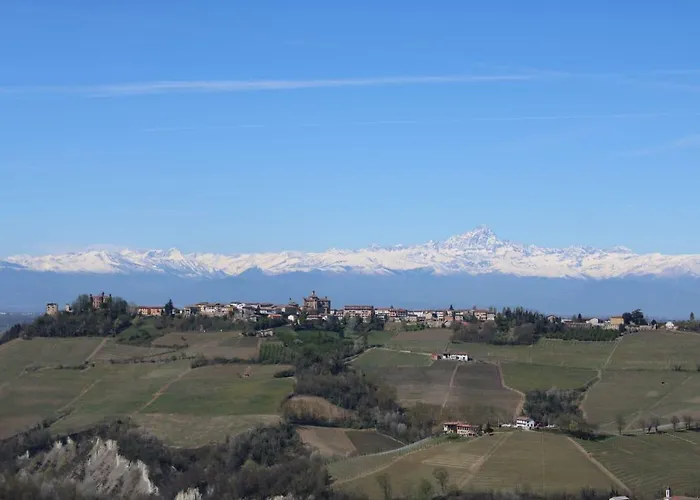 Le Sette Vie Homes 4* Monforte dʼAlba